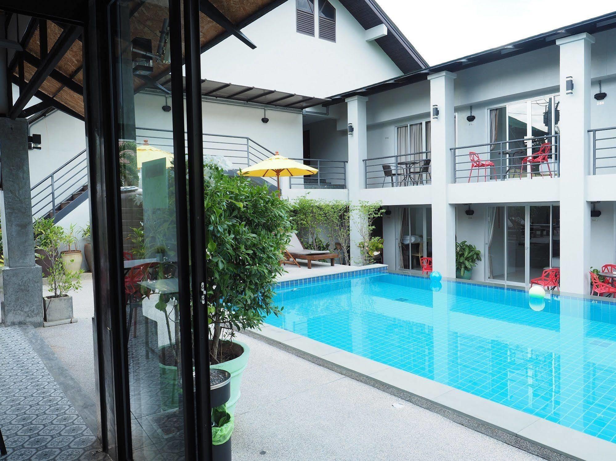 The Nest Resort Patong Kültér fotó